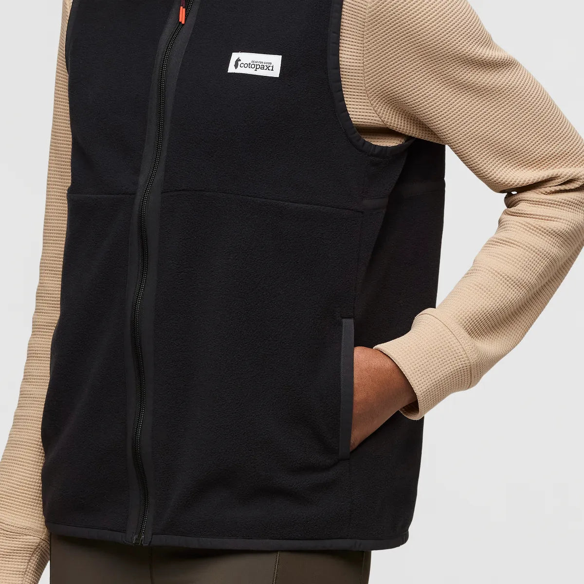 Cotopaxi Black