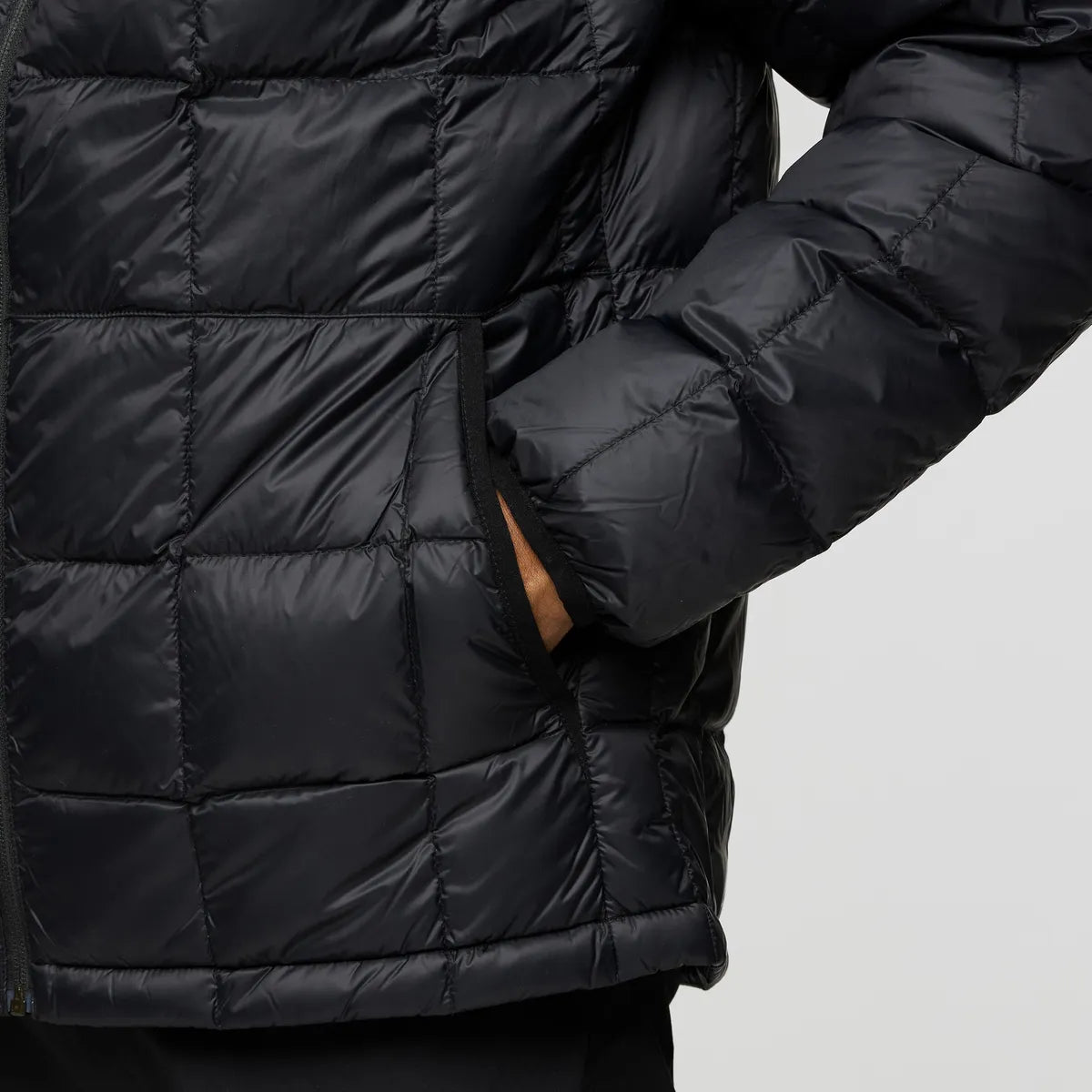 Cotopaxi Black
