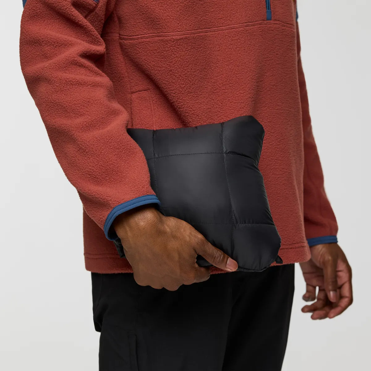 Cotopaxi Black