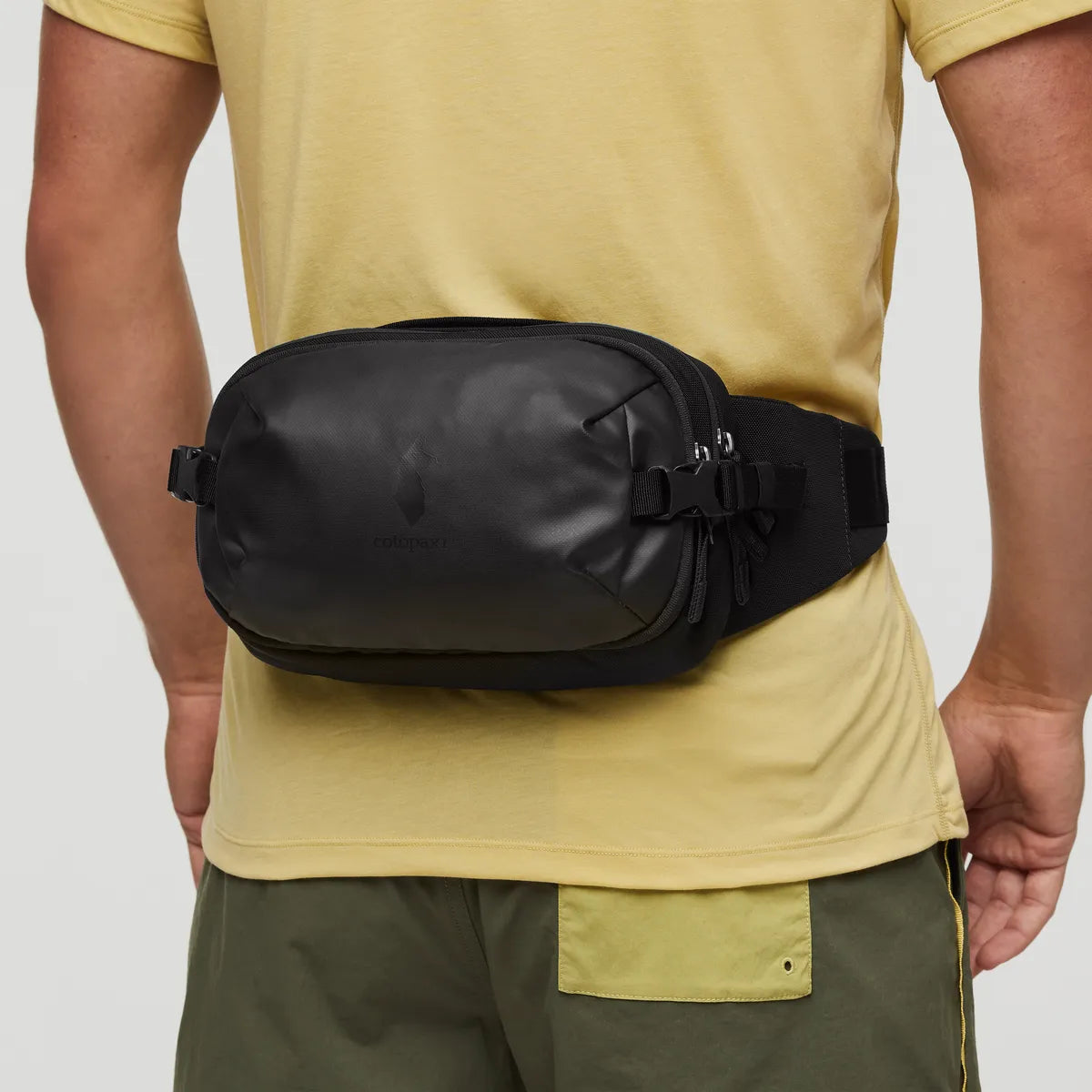Cotopaxi Black