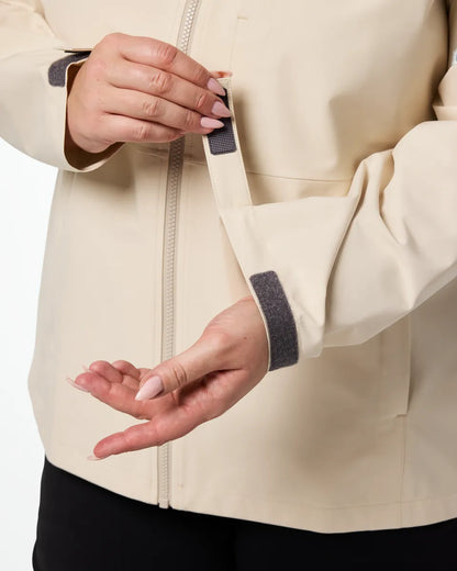 Cotopaxi Cream