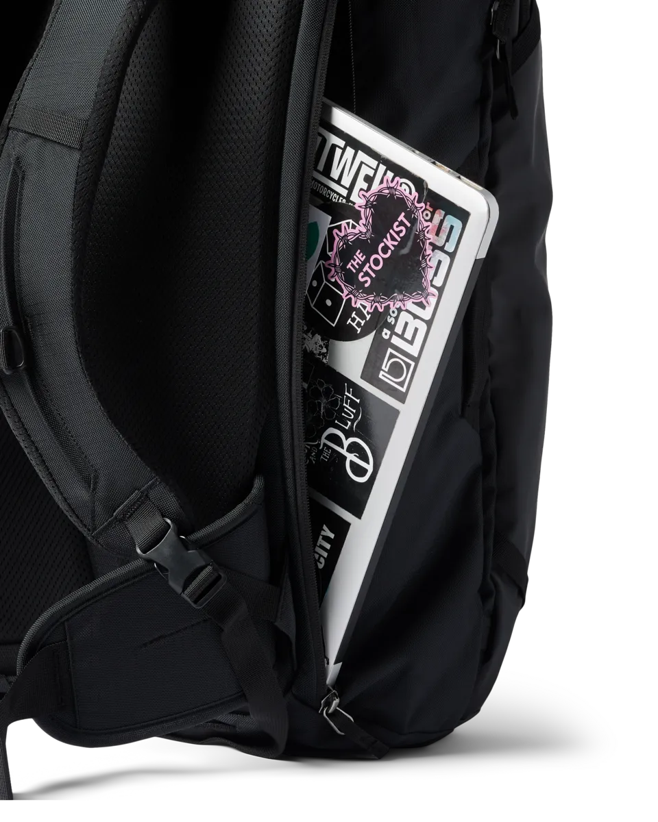 Cotopaxi Black