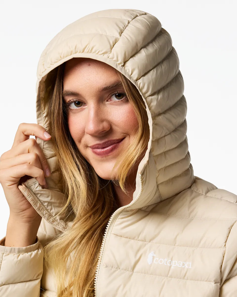 Cotopaxi Cream