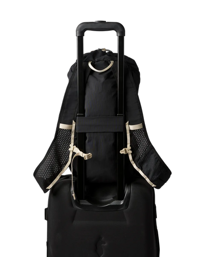 Cotopaxi Black
